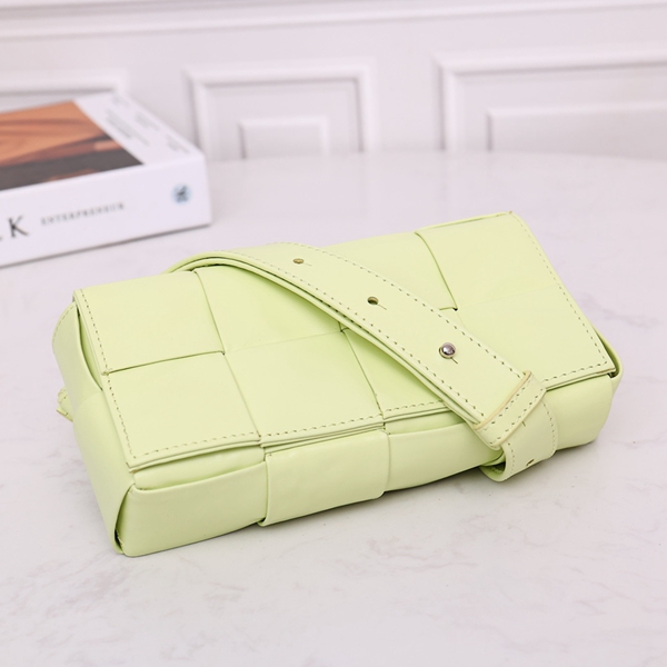 ボッテガヴェネタバッグ素材ディテール